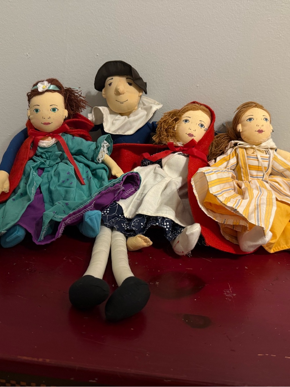 Vintage Colonial Williamsburg cloth doll seSarah, Betsey, Hotch Potch & more..